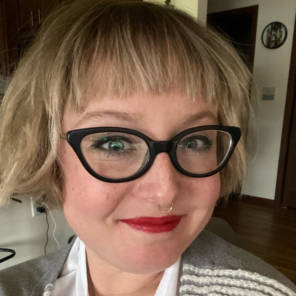 Meet your Posher, Sydnee